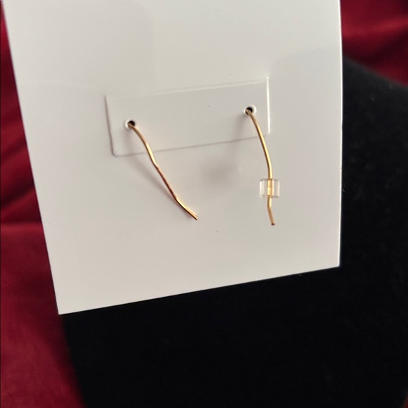 Da Vinci Gold tone Round Dangle Hoop Earrings - Picture 5 of 10